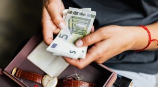 18 Ideas de trabajos para ganar dinero extra fácilmente