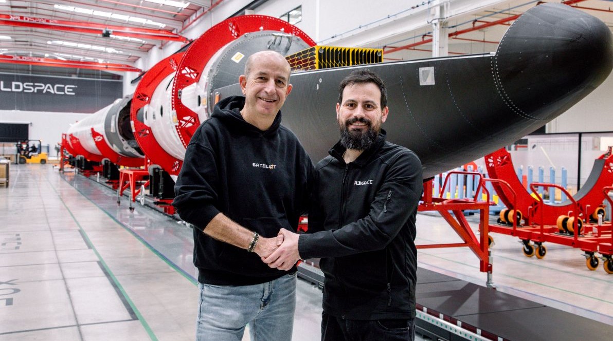 Jaume Sanpera (izquierda) y Raúl Verdú, cofundadores de Sateliot y PLD Space
