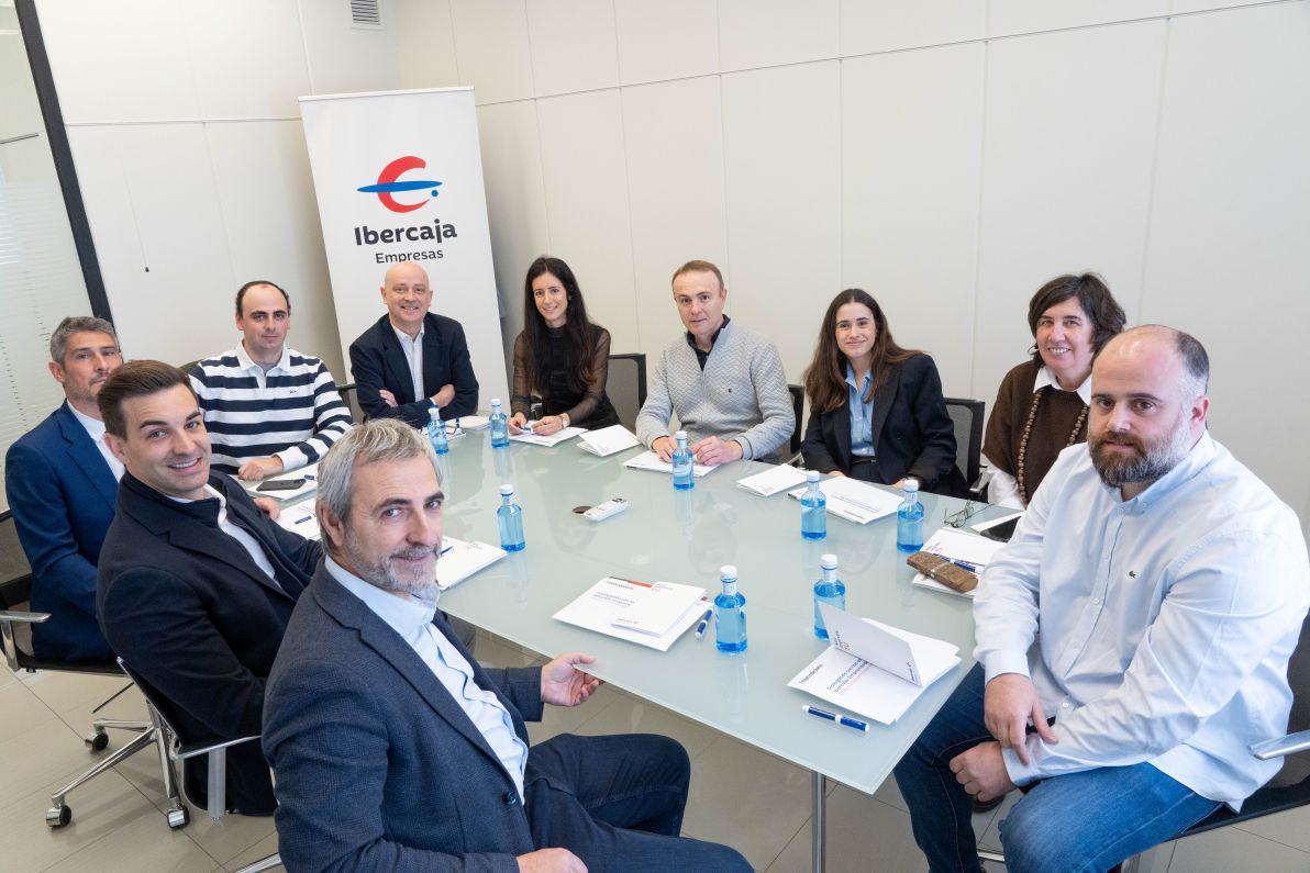 Foto mesa redonda Emprendedores e Ibercaja en Logroño