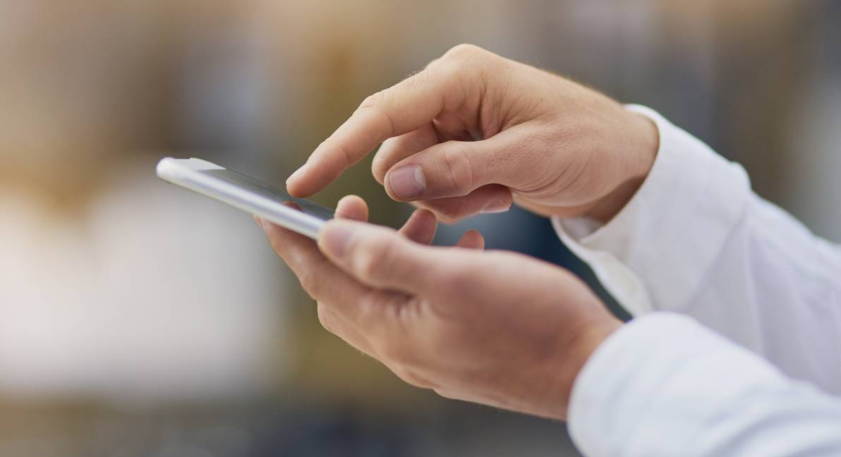 istock smartphone pago