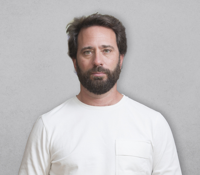 Eduardo Martínez
