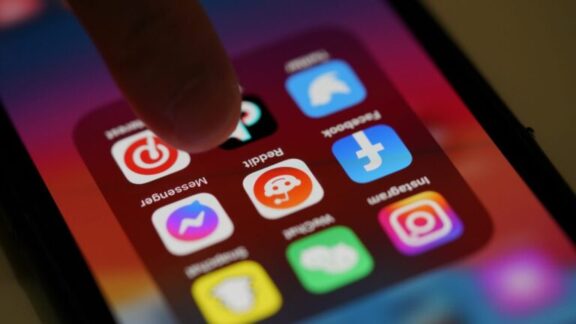 Claves de estrategia mobile first para triunfar en mcommerce y venta en rodes sociales