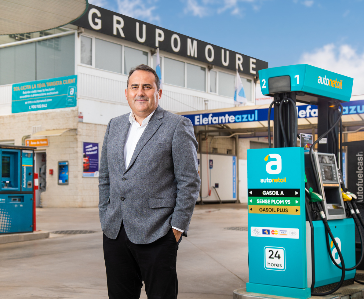 Marcos Moure es el fundador de Grupo Moure, líder en 'carwash' (Elefante Azul) y pionero en la instalación de gasolineras automáticas en España (Autonetoil)