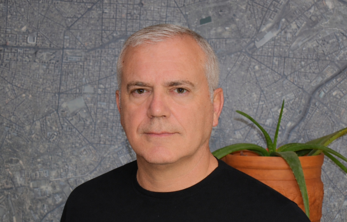 Qwood, Luis Fernando Méndez