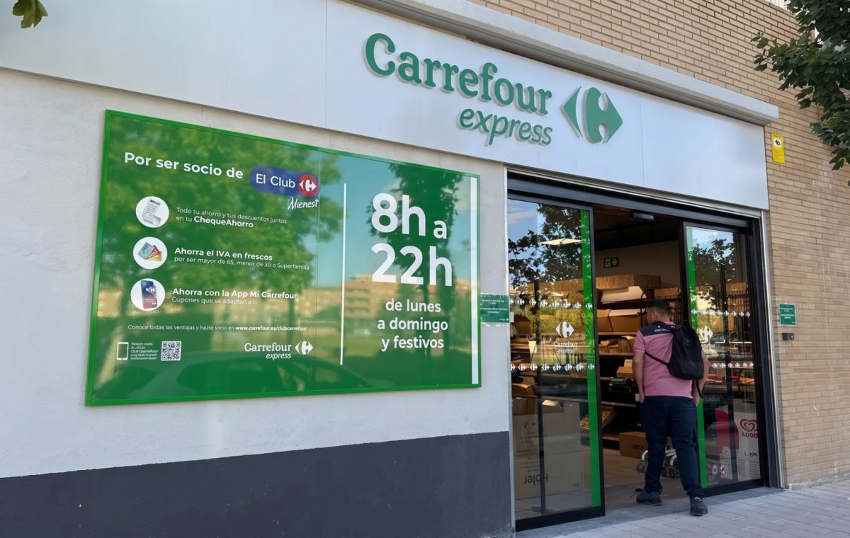 Fachada de tienda Carrefour Express