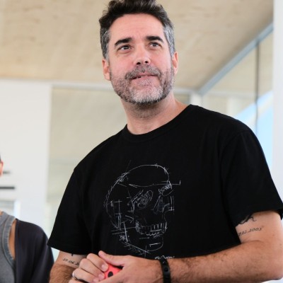 JAVIER MIRA