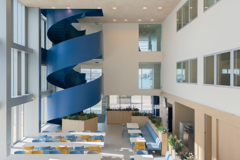 Comedor del nuevo edificio de Marina de Empresas