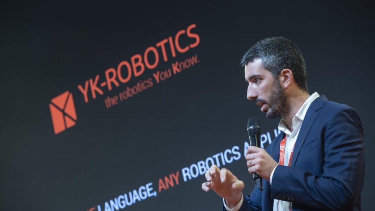 Joan Ortega Alcaide, CEO de YK Robotics.