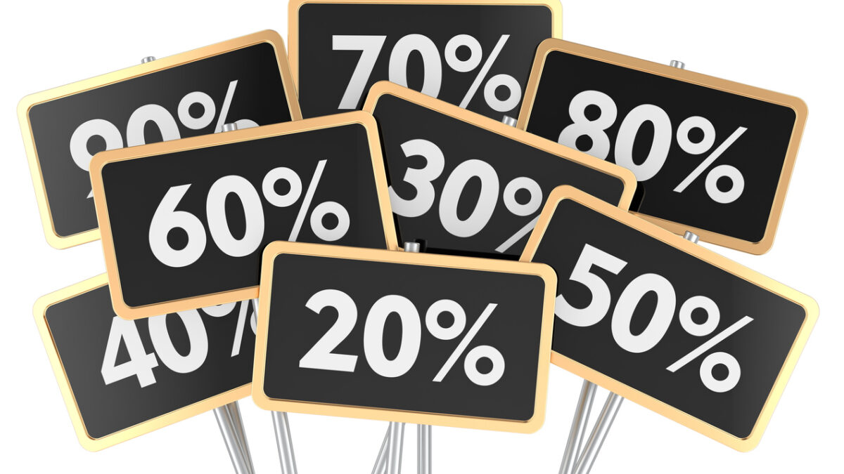 Carteles con porcentaje de descuento de precio