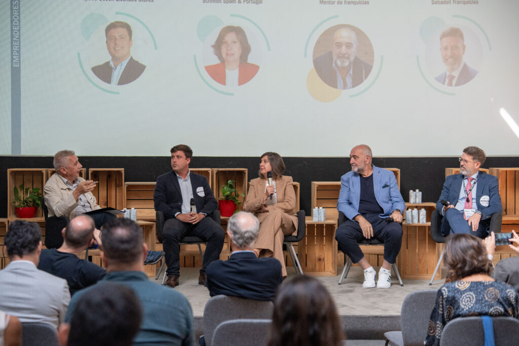 tercera mesa de emprendedores en franquicia