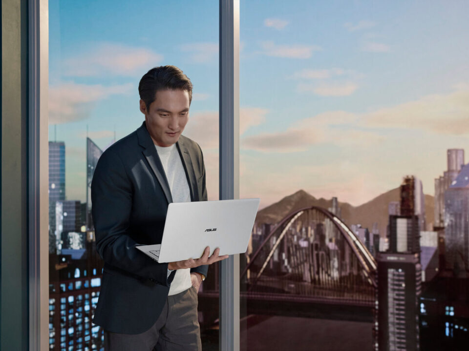 ASUS ExpertBook Ultra: IA y potencia para el directivo que quiere ir más allá