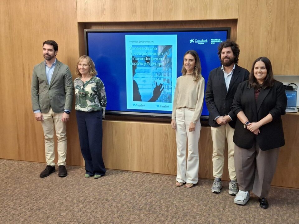 Presentación del estudio con representantes de CaixaBank DayOne y Afi.