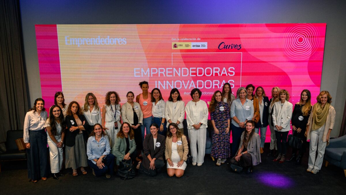 Foto de grupo de las emprendedoras Innovadoras 2026