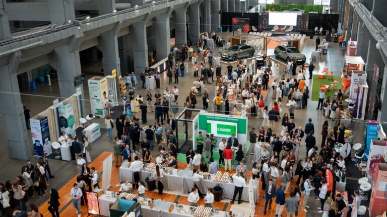 El HRIS26 revalida su éxito con más de 1.500 asistentes y 100 ponentes del tejido empresarial en España