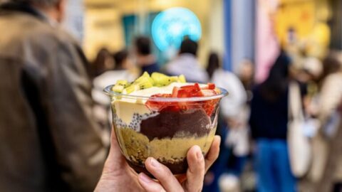 Bol de açai de la franquicia Açai Paradise