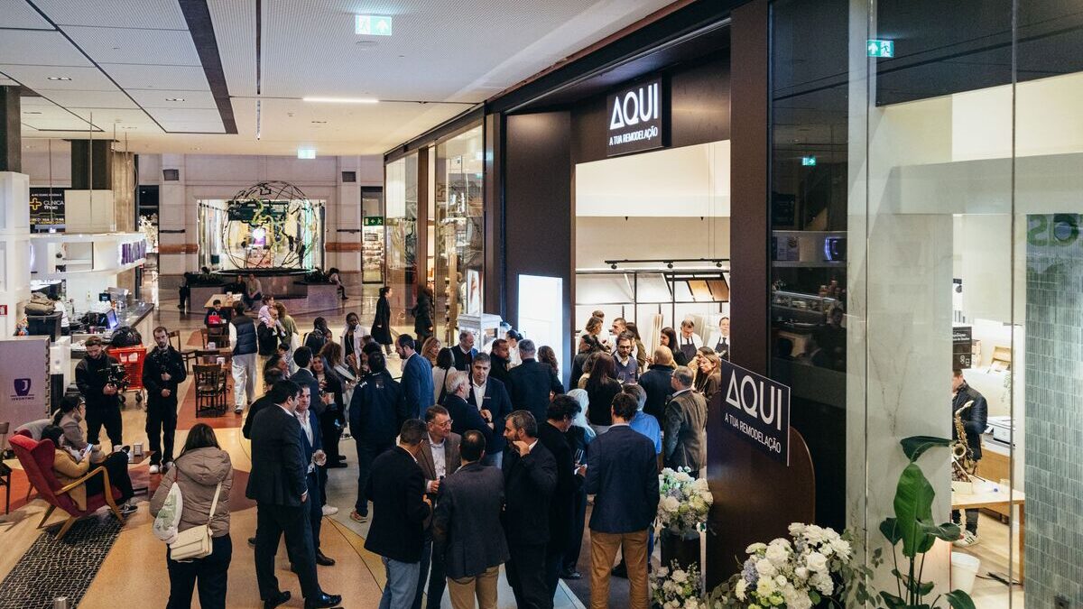 Tienda de Aquí tu Reforma en el centro comercial Colombo de Lisboa