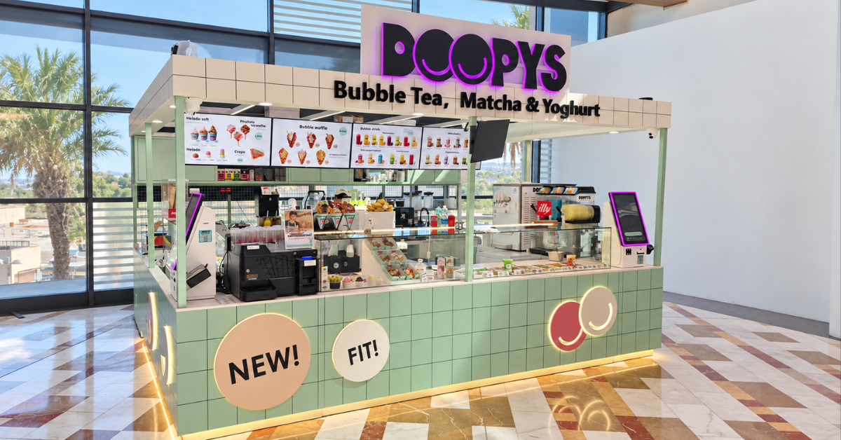 Stand en un centro comercial de la franquicia Doopys