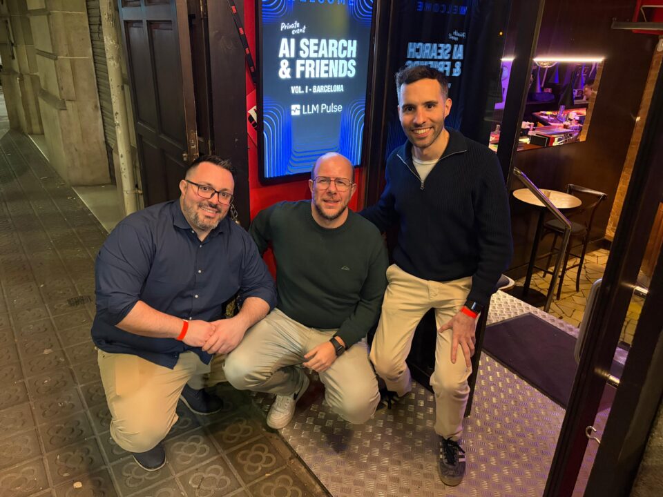 Esteve Castells, Daniel Peris y Adrián Rojas, fundadores de LLM Pulse.