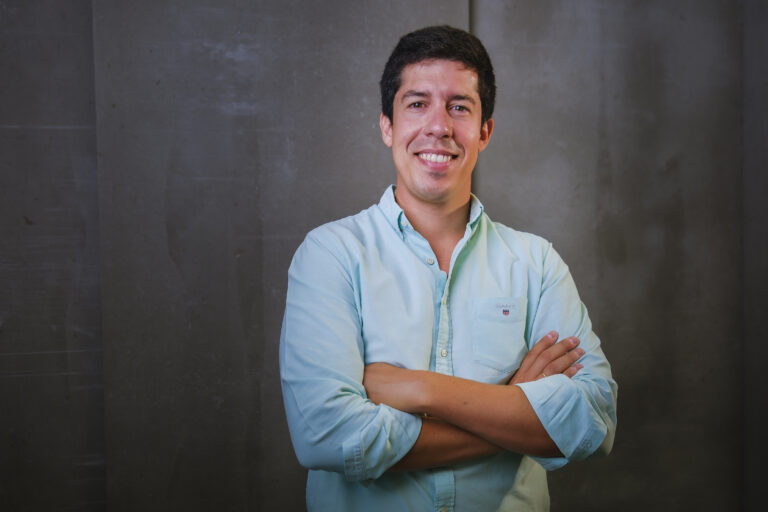 Miguel Penate, fundador y CEO de Reply Next.