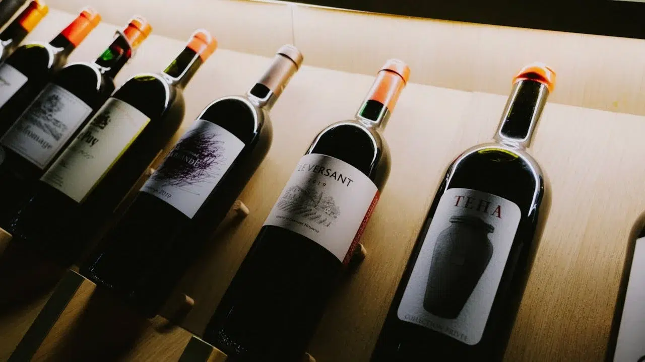 7 Franquicias de vinos más rentables para abrir en España