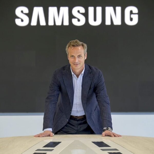Álvaro Uriarte Villalonga, Samsung