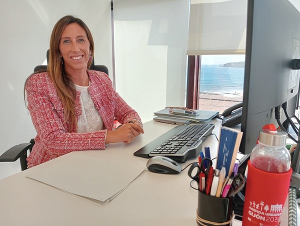 Ángela Pumariega, Vicealcaldesa y Concejala de Economía, Empleo, Turismo e Innovación del Ayuntamiento de Gijón/Xixón.