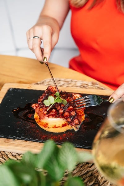 Bacai, el primer restaurante gastronómico del nuevo barrio de Malilla Valencia