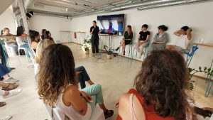 Beca 8M Emprendedora social