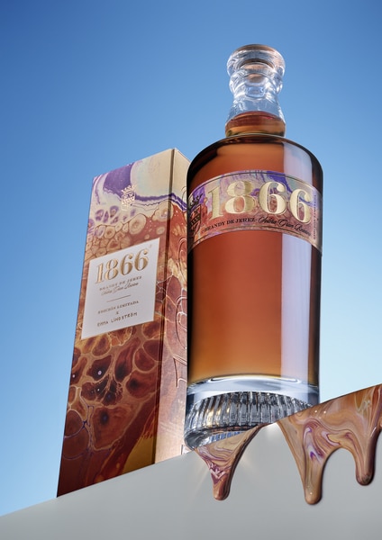 Emma Lindström, conocida por su Fluid Art, colaboración con Brandy de Jerez 1866