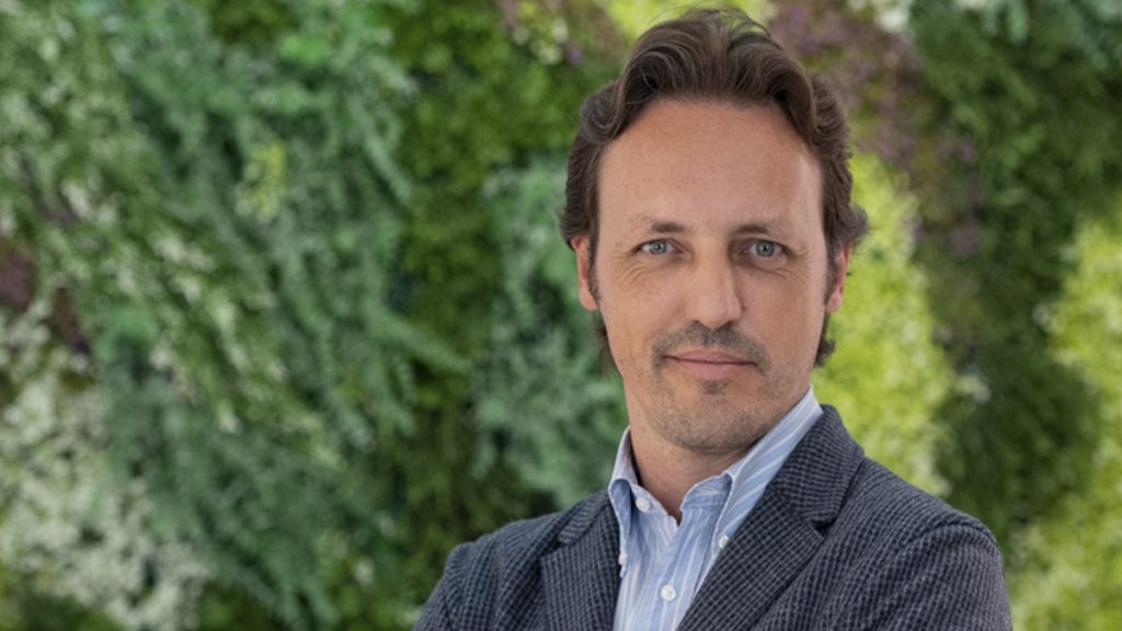 Álex Cottet vicepresidente de Cottet Óptica y Audiología