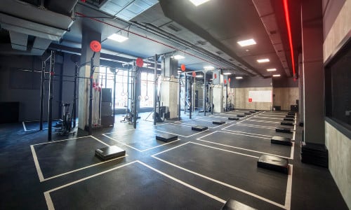 Interior de un gimnasio Distrito Estudio