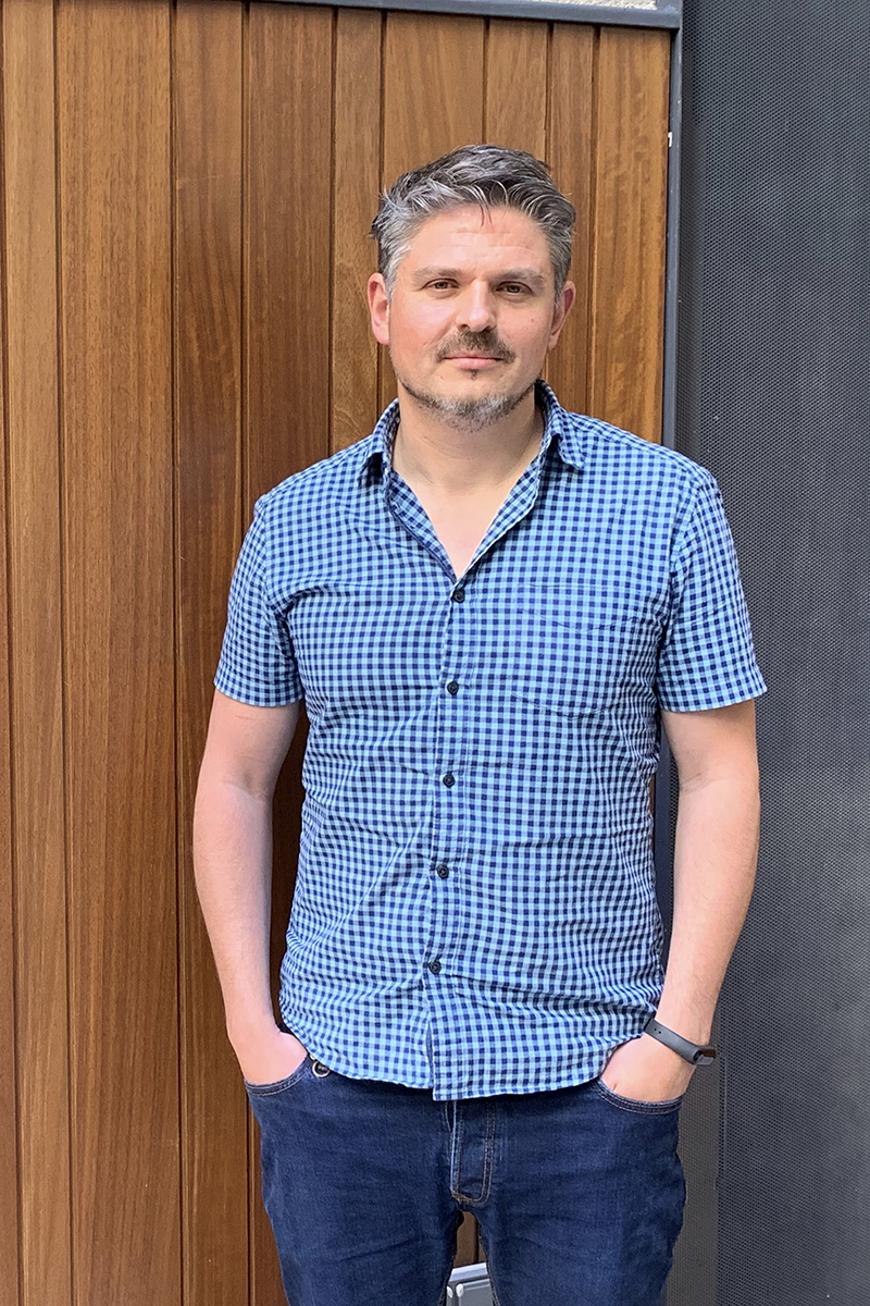 EDUARDO MANCHÓN