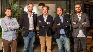 Invertir en el sector inmobiliario de la mano de los grandes