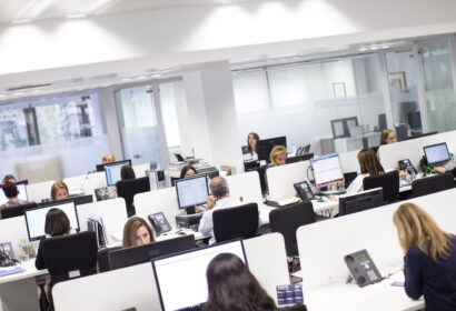 Konecta defiende la escucha activa para fortalecer la relación con el cliente