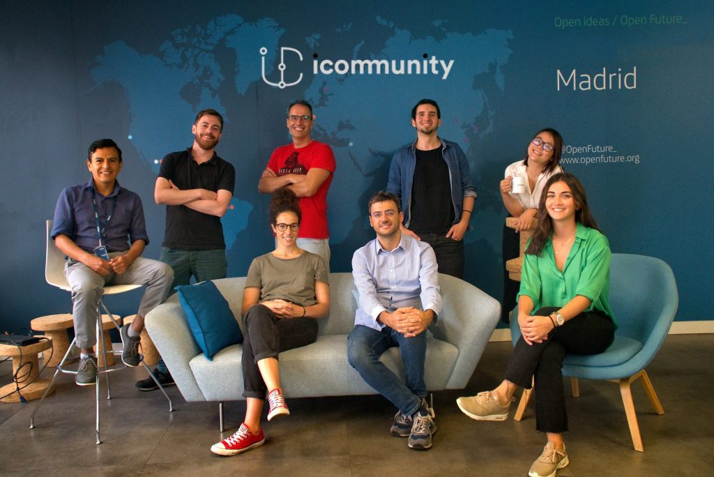 La idea de negocio de iCommunity-Labs-