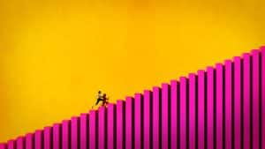 Mujer corriendo en línea ascendente