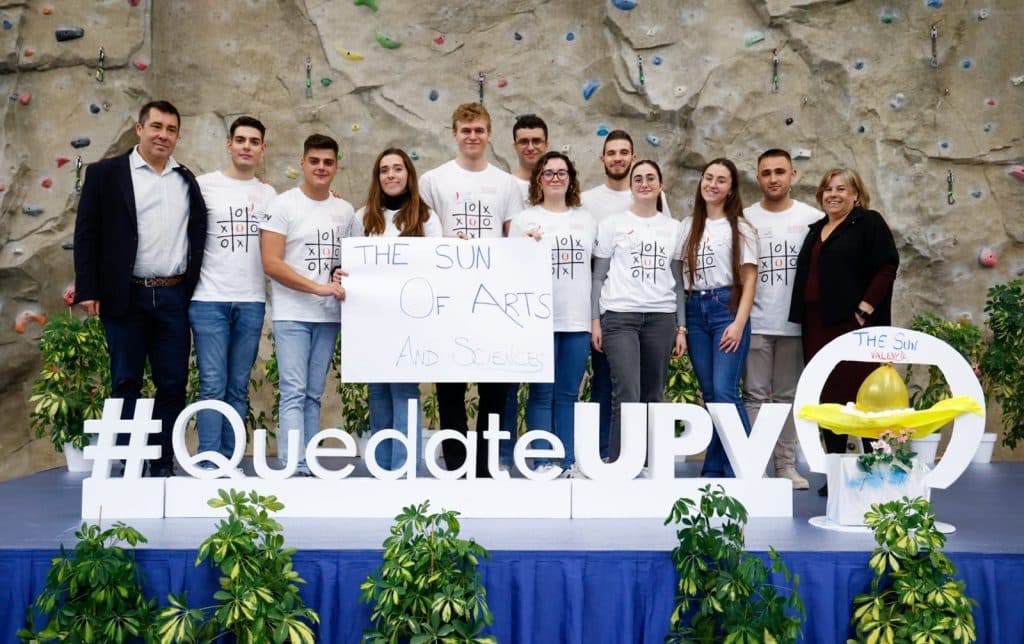 30 importantes empresas acuden a la Universidad Politècnica de València para evitar la fuga de cerebros