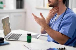 La telemedicina como herramienta para romper el tabú de la salud masculina