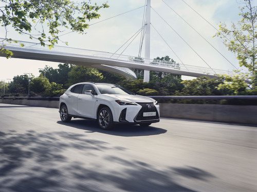 Lexus UX 2023