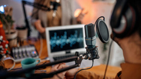 MONETIZAR UN PODCAST