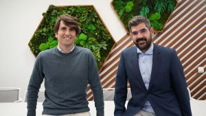 Manuel Marina (Idoven) y Cesar Velasco (AstraZeneca)