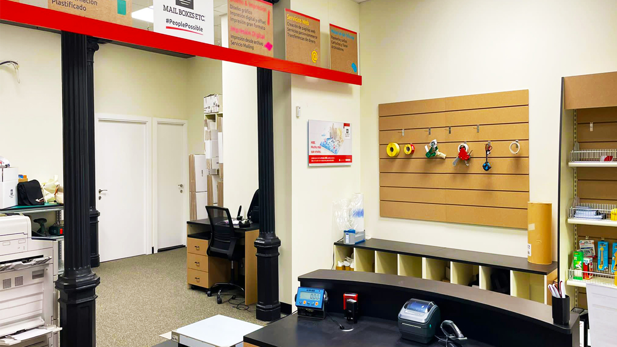 Mail Boxes Etc.