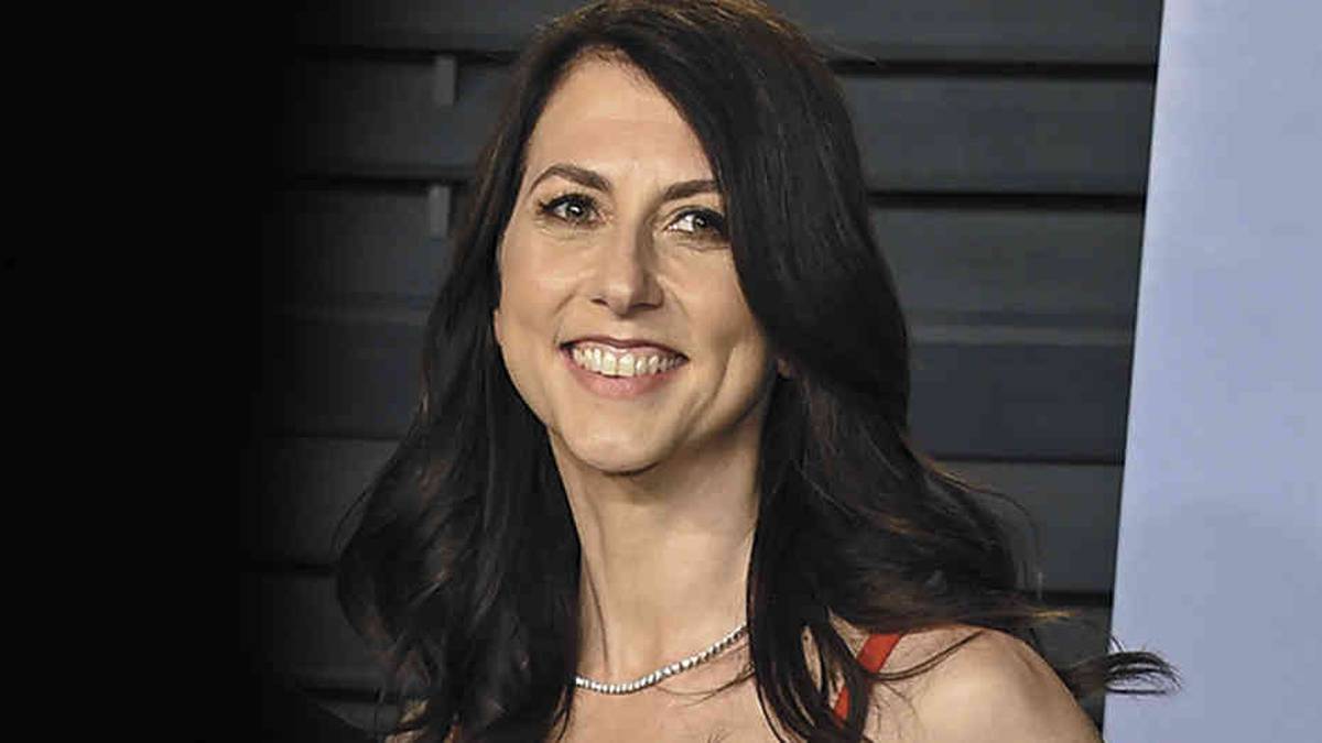 MacKenzie Scott, exmujer de Jeff Bezos, muy criticada tras donar 6.000 millones
