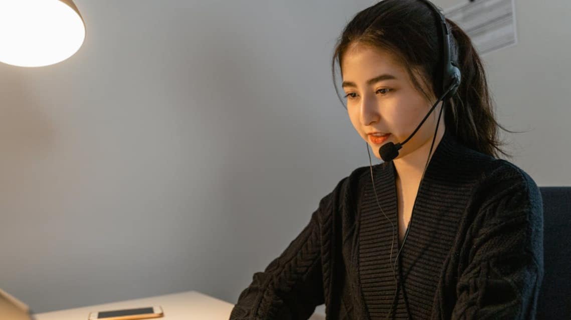 Qué es helpdesk: Tipos y ventajas para las empresas