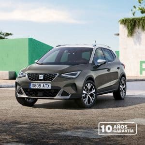 SEAT Arona para el anuncio de los 10 años de garantía