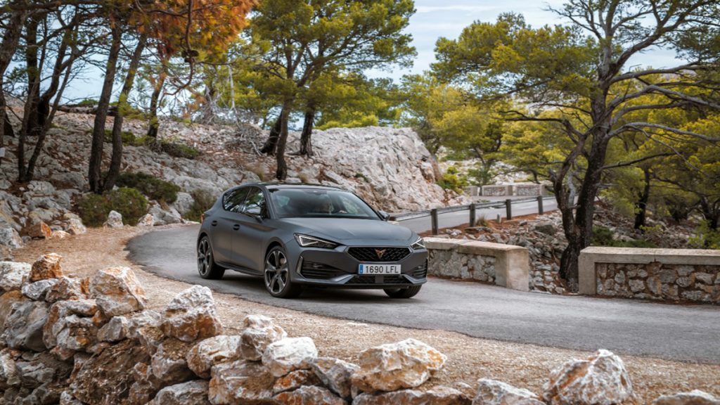 SEAT-CUPRA-LEON
