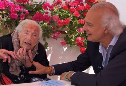 El secreto de la eterna juventud de Teresa a las puertas de sus 112 años lo comparte con el Dr. de la Peña