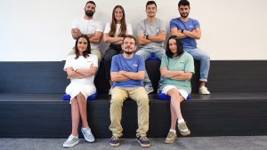 “Si te cuesta leer este anuncio imagínate a nosotros”: Publicidad y humor de Timpers