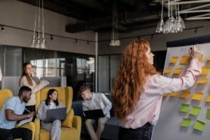 Tipos de incentivos laborales para retener a empleados