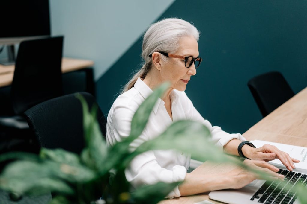 ¿Cómo tomar decisiones importantes en una empresa? Consejos y recomendaciones Tipos de tomas de decisiones en las empresas